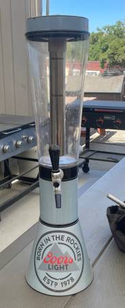 Beer tower beverage dispenser 1