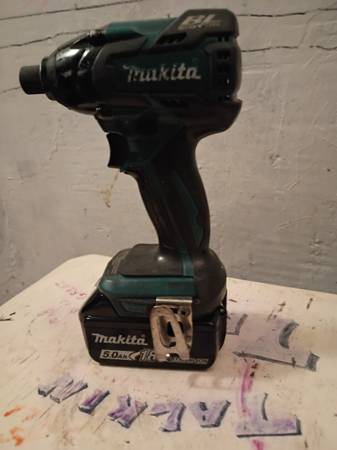 Makita impact driver w/5ah lithium ion battery 1