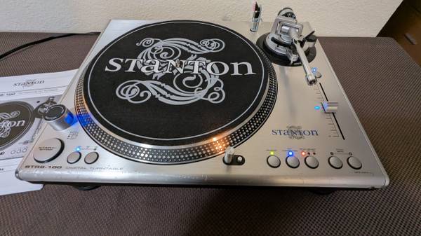 Stanton STR8-100 Professional DJ Turntable New Headshell Cart Stylus - $200 (Estacada)63471143946881124