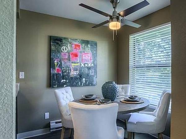 $2,289 / 3br - 1126ft2 - Secadora (eléctrica) solo en apartamentos de 2 y 3 habitaciones, Unidades de almacenamiento, Piscina (Portland)63841706807169121