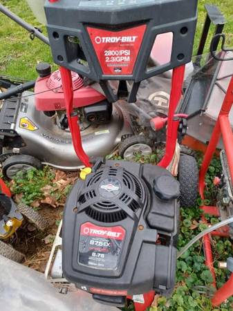 Power Washer  good condition and dust colector or separate - $160 (alexandria)63470820670593120
