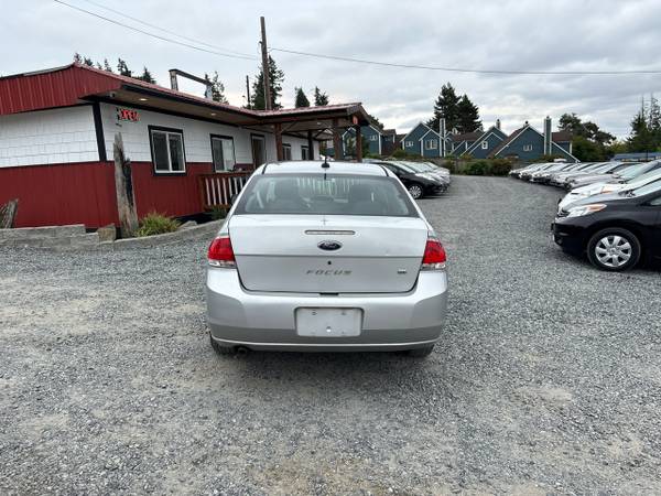 2009 Ford Focus SE Sedan - $3,499 (Lynnwood, WA)63469737159809123
