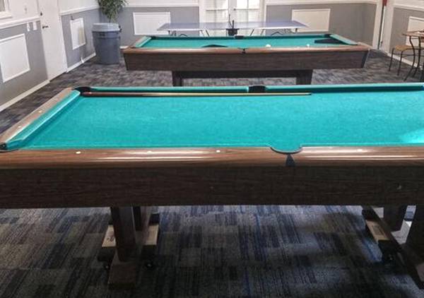 $1,350 / 1br - Secure Key Card Access - Pool & Sauna + Near Washington Square Mall (Beaverton Tigard)63615696147073122