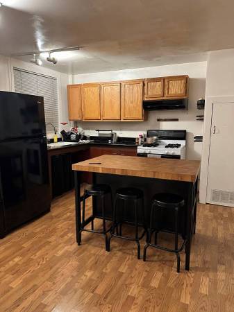 $1,950 / 1br - 750ft2 - Spacious Cottage with Loft near Berkeley/Emeryville (oakland north / temescal)64000750666626121