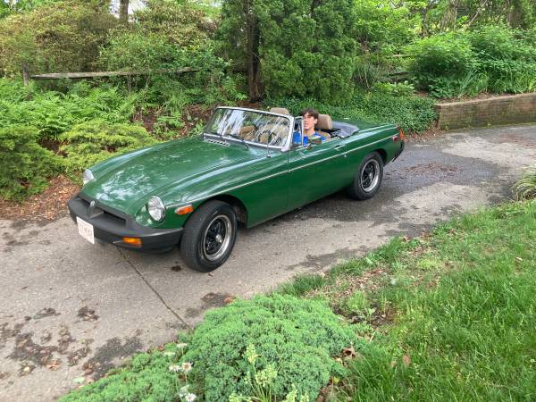 1979 MGB descapotable: pocos kilómetros, funciona excelente, mantenimiento profesional - $9,450 (Silver Spring)636161876550431224