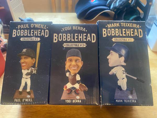 (3) Yankees Bobblehead. Berra, O’Neill, Teixiera. MIB 1