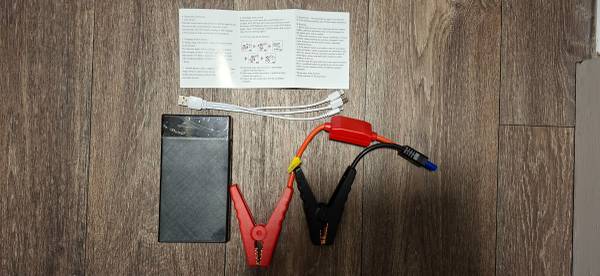 High-Capacity Multi-Function Jump Starter – 1800A Peak Power 1