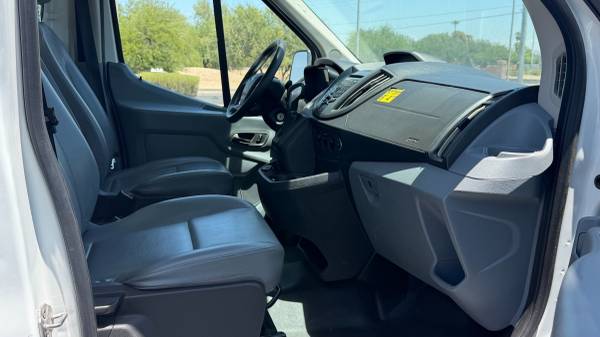 2019 Ford TRANSIT T-350 12ft - Photo 9