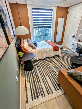 $1.499 / 1 habitación - 2250 pies² - Habitación/baño privado amueblado incluye servicios públicos y limpieza (Boynton Beach)63348743958145123