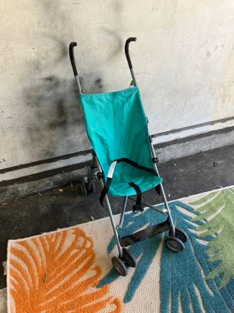 Umbrella Stroller (12-24) 1