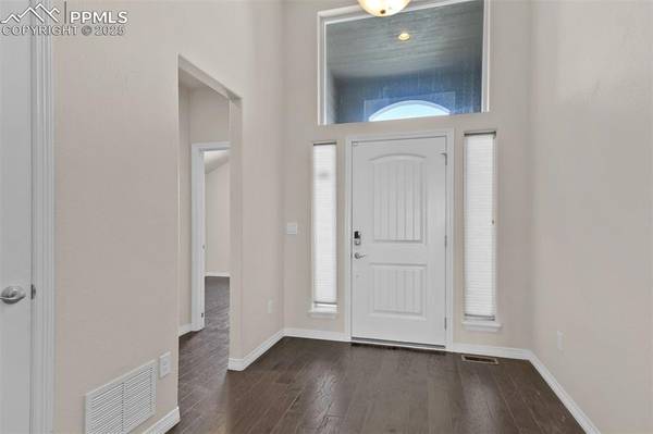 $559,900 / 5br - 9937 Morning Vista Dr (Peyton)63658161767939123