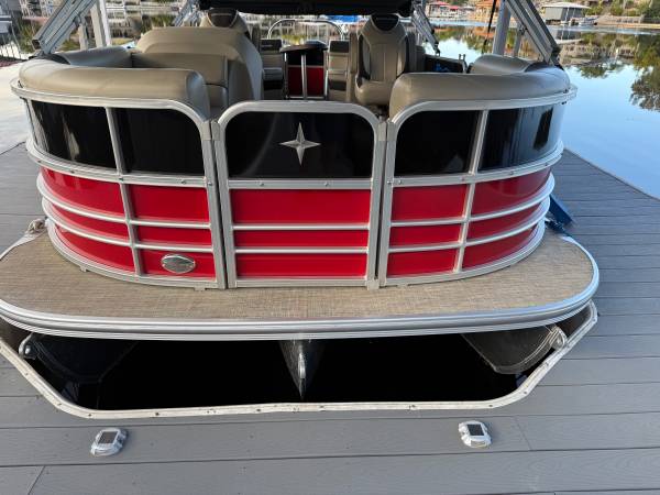 2023 Berkshire 22RFXLE Tritoon – Mercury 150HP – Dual Canopies – Excel 1