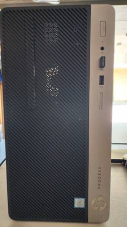 HP ProDesk 400 G4 MT Business PC w/ Monitor 1