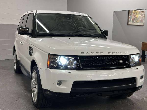 2012 Land Rover Range Rover Sport HSE - $8500 (Denver)63492367595523121