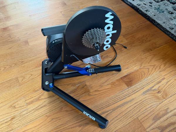 Wahoo KICKR trainer 1