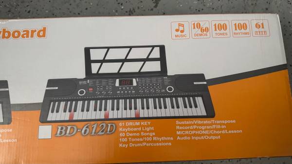 61 Keys Keyboard Piano For sale 1