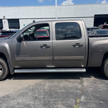 2013 Chevrolet Silverado 1500 4WD Crew Cab 143.5 LT - $8,500 (Merrillville, IN)63469628860291123