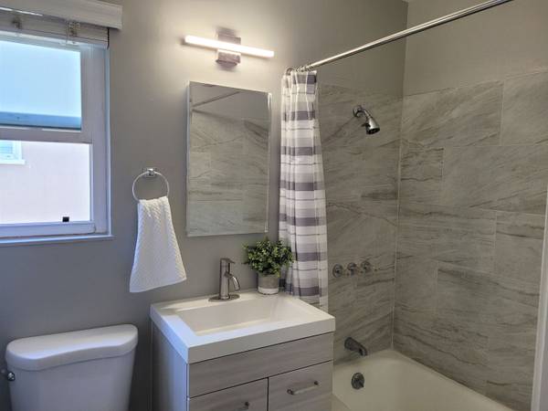 Open Sat 12/27: Remodeled 1bd/1bth in Heart of Walnut Creek 1