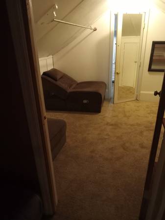 $1,200 / 1br - 600ft2 - Spacious 1 Bedroom completely furnished $1,200/month (West Ashley/Charleston)64016107391233123