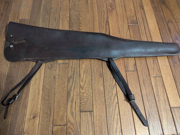 Open top rifle scabbard 1