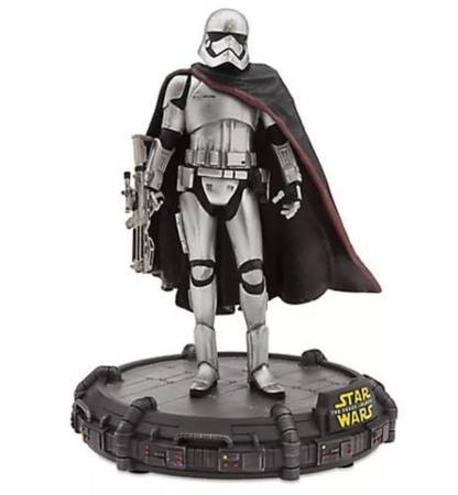 Star Wars - Captain Phasma Figurine - Numbered 1