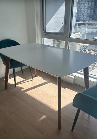 Structube Dining Table with Woden Legs 1