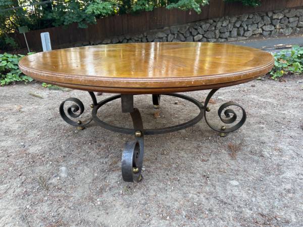Vintage MCM 1963 Coffee Table with Cast Iron Legs by Barcelona 1