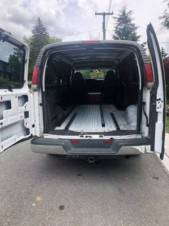 2002 Chevy Express 3500 - $5,500 (Bellevue)63613982185347123