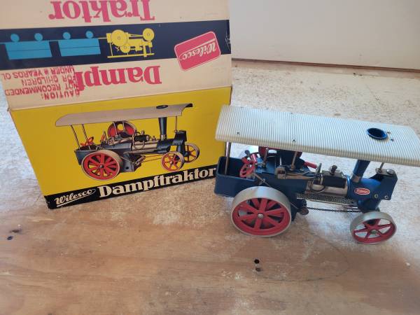 Iconic Wilesco D405 Dampftraktor - antiques - by owner