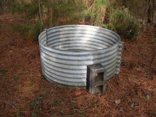 Steel raised garden bed containers, tree rings, concrete cement forms 1