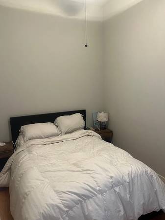 $2,100 / 780ft2 - 1bed/2bath Sublet in West Town (West Town)63960010496002124
