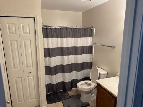 $2600.00 / 2br - 2122ft2 - Excelente casa adosada en uno de los mejores vecindarios de Bowie64040196056194124