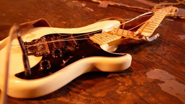 Veteran needs guitar projects repairs and setups 1