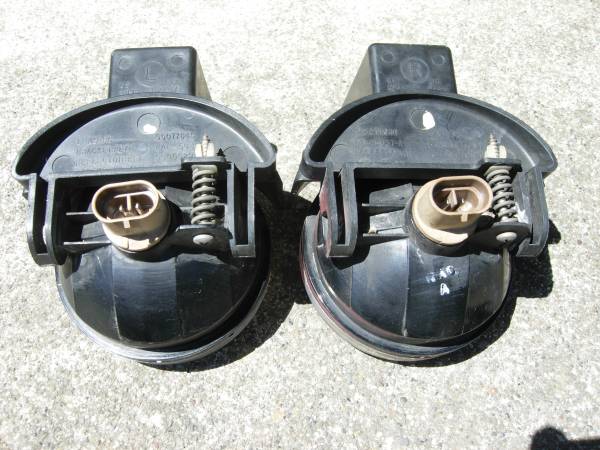 Dodge Dakota & Dodge Durango fog lights - $30 (lafayette / orinda / moraga)63471437293571121