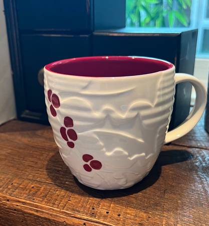 Starbucks “Holly” Christmas Mug 1