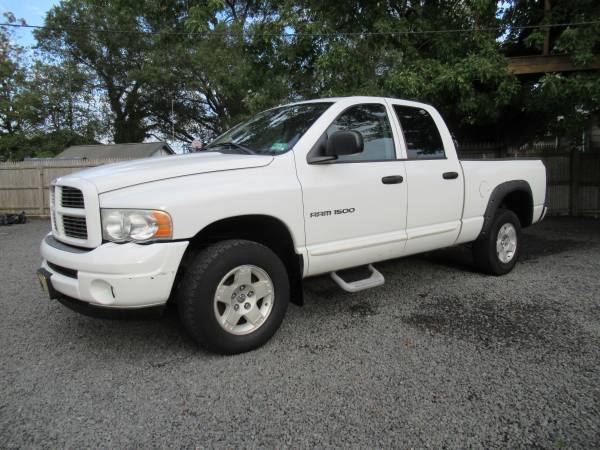 2004 Dodge Ram 1500 SLT 4x4 1
