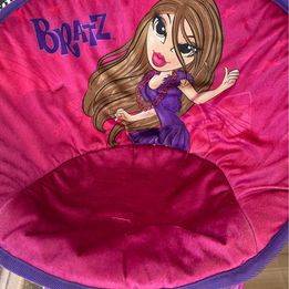 Princess foldable moon chair 1
