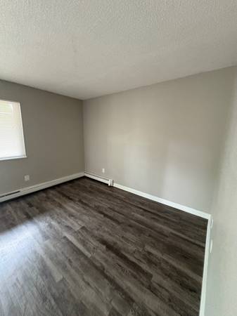 $1,160 / 1br - 675ft2 - ¡1 Dormitorio Disponible Ahora! ¡$800 de Descuento en Alquiler de Agosto! Recorra Hoy (Colorado Springs)63687084008323123