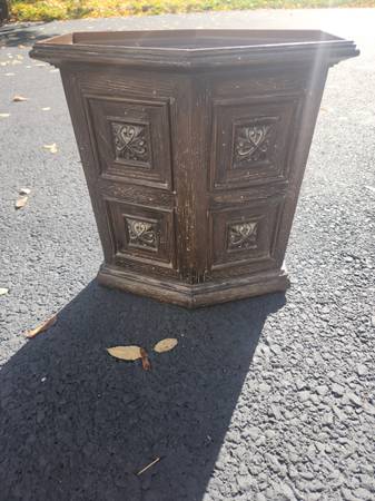 MCM Trash Bin 1
