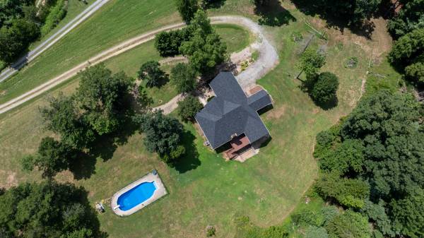 $650,000 / 4br - 3057ft2 - Large House with Pool in Amherst (Amherst)63851969323521121