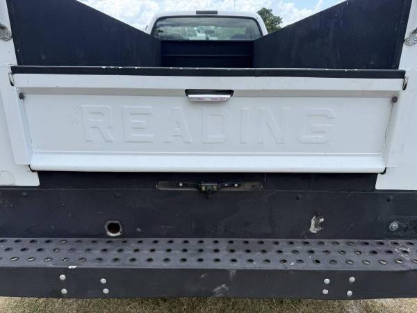 2005 Ford F-450 Super Duty - Photo 6