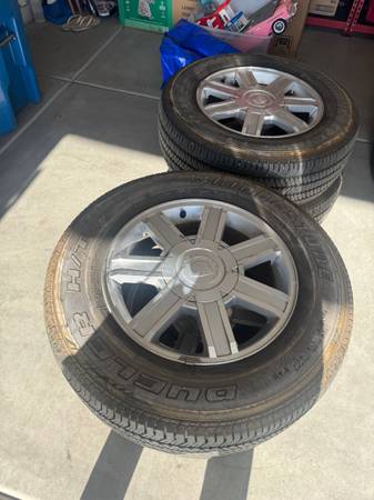 Set of 4  20” Cadillac Escalade Wheels & Tires 1