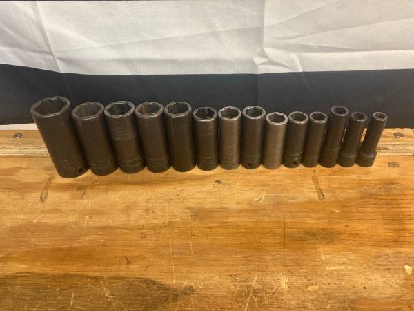 Snap-on 14 piece socket set 1