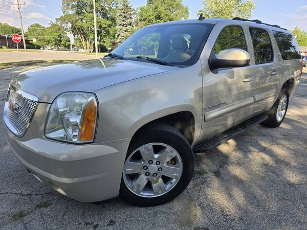2007 GMC YUKON XL - $3,999 (ZION ILLINOIS)63616816600067120