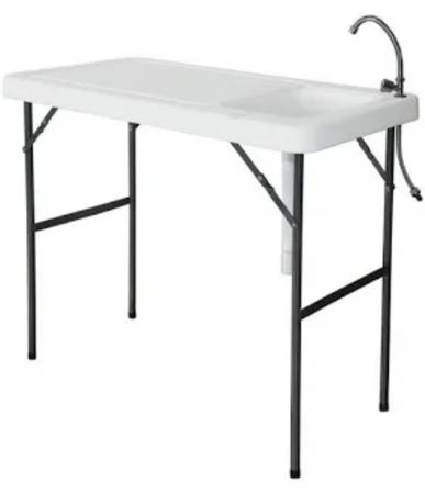 Fish cleaning station 1
