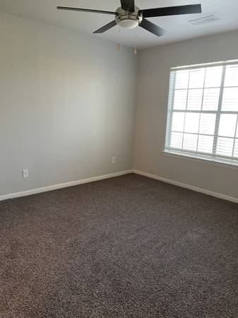 $1,479 / 3br - 1207ft2 - Free Rent @ Bridge Pointe Landing Apts. (Portland)64036539926529123
