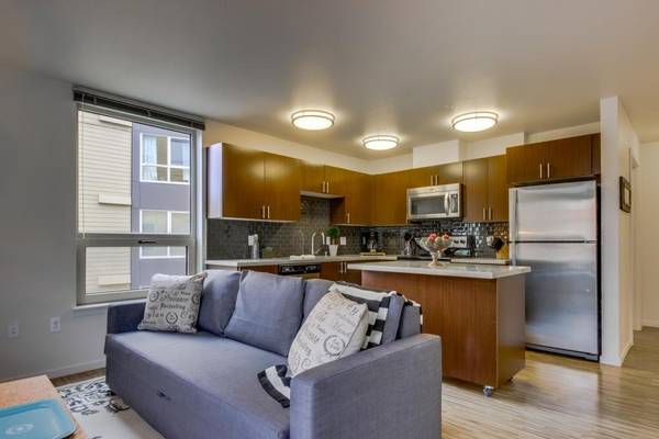 $3,577 / 1hab - 1050ft2 - Garaje, Patio, Vista (905 Dexter Ave N, Seattle, WA)63659517026819121
