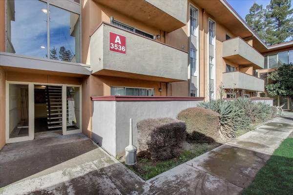 $1,725 / 3br - Feel the Tranquility in Every Direction (Sacramento)63900309815554122