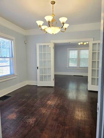 $1350.00 / 3br - 1200ft2 - 3BR/2BA Rental Near SEMO & Downtown – Available Sept 163654671977091122