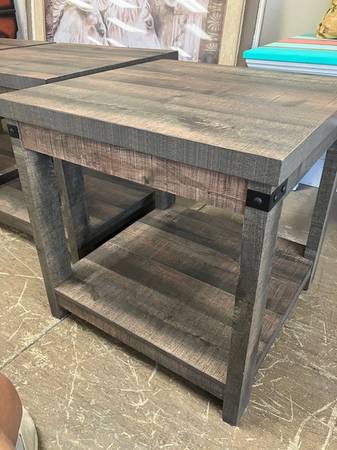 End Table Square - Ashley Furniture 65265 1